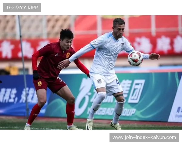 大连英博外线强突完全打乱阵型 大连英博外线强突完全打乱阵型